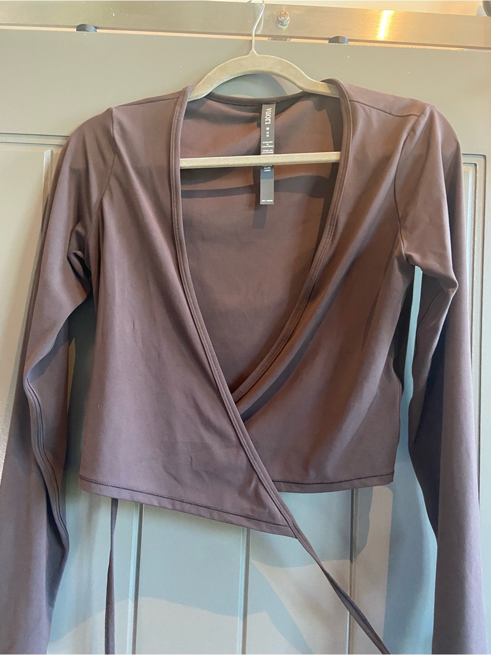 Vuori Brown Wrap Top — AllTheForm™ Long Sleeve - Picture 2 of 5